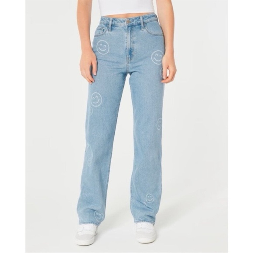Hollister Light Blue Straight Leg Jeans with Smiley Design size 26